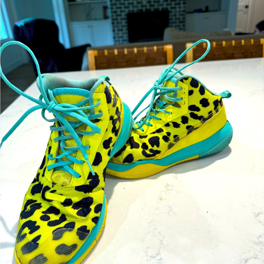 Moolah kicks- women’s basketball shoes
